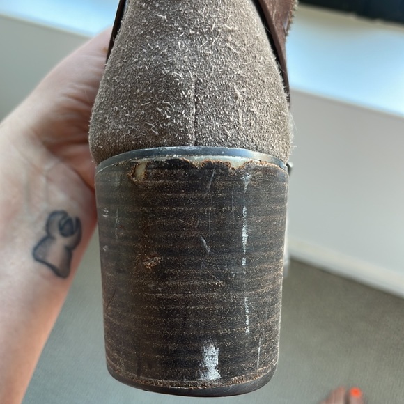 Michael kors booties - Picture 3 of 5